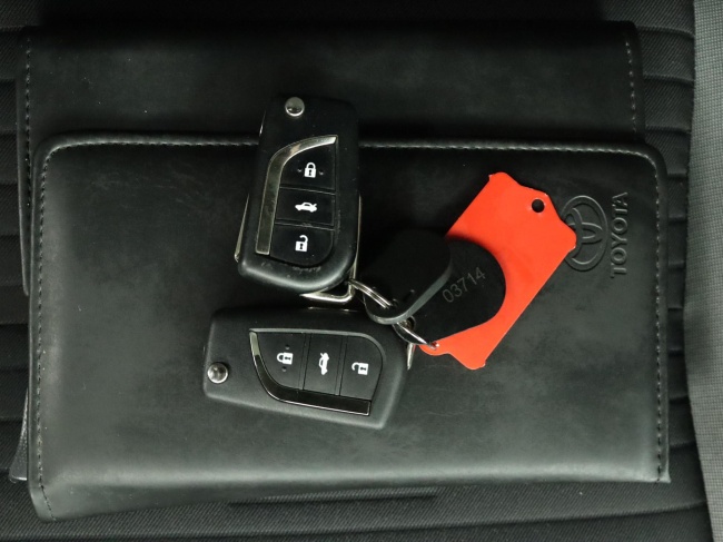 Toyota Auris Touring Sports - 1.2T Trend