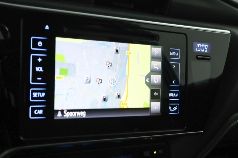 Toyota Auris Touring Sports - 1.2T Trend 28