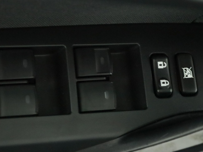 Toyota Auris Touring Sports - 1.2T Trend