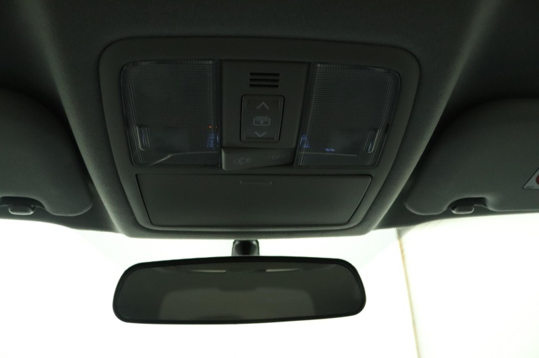 Toyota Auris Touring Sports - 1.2T Trend 33