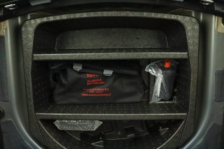 Toyota Auris Touring Sports - 1.2T Trend 34