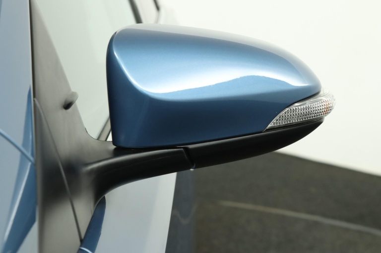 Toyota Auris Touring Sports - 1.2T Trend 37