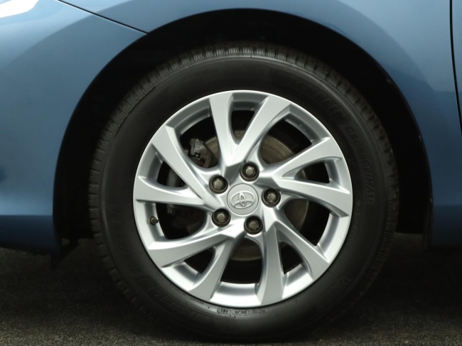 Toyota Auris Touring Sports - 1.2T Trend