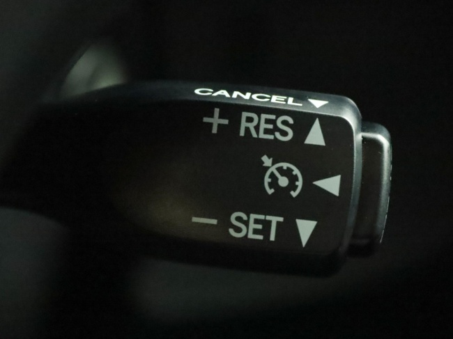 Toyota Auris Touring Sports - 1.2T Trend