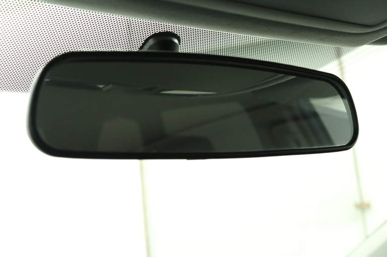 Toyota Auris Touring Sports - 1.2T Trend 64