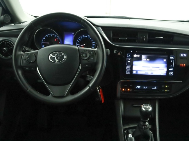 Toyota Auris Touring Sports - 1.2T Trend