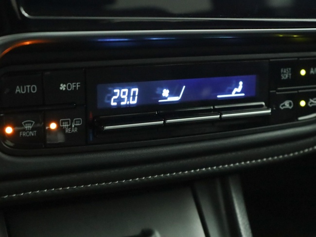 Toyota Auris Touring Sports - 1.2T Trend