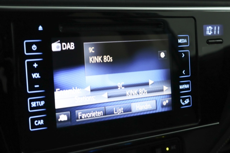 Toyota Auris Touring Sports - 1.2T Trend 8