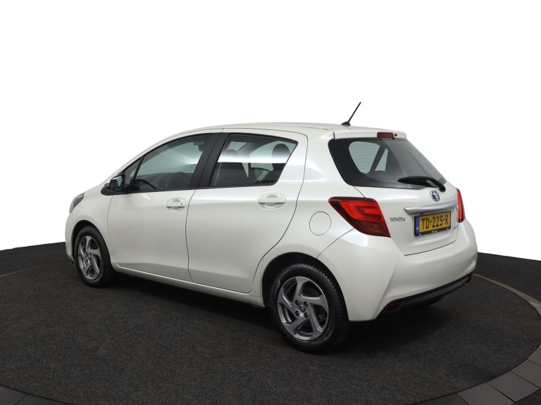 Toyota Yaris - 1.5 Hybrid Lease 12