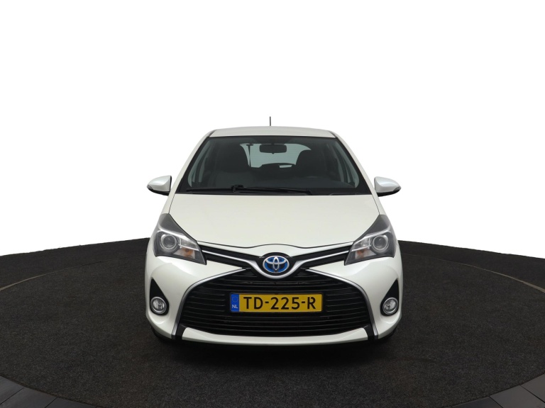 Toyota Yaris - 1.5 Hybrid Lease 16