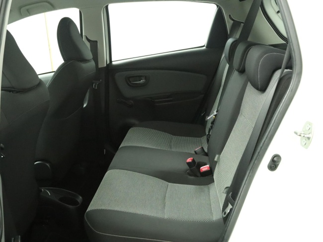 Toyota Yaris - 1.5 Hybrid Lease