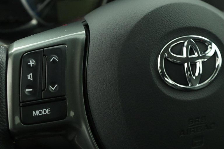 Toyota Yaris - 1.5 Hybrid Lease 19