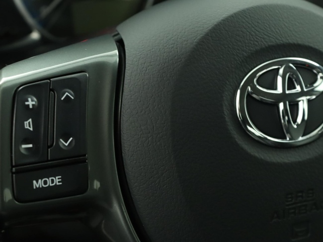 Toyota Yaris - 1.5 Hybrid Lease