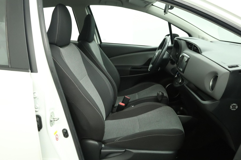 Toyota Yaris - 1.5 Hybrid Lease 22