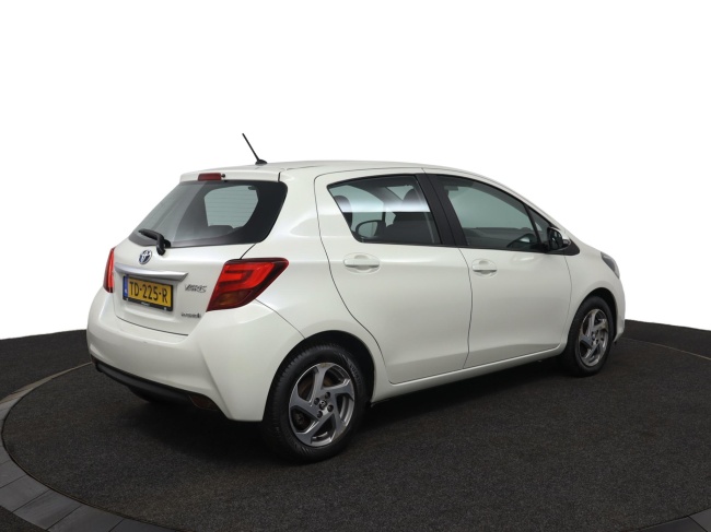 Toyota Yaris - 1.5 Hybrid Lease