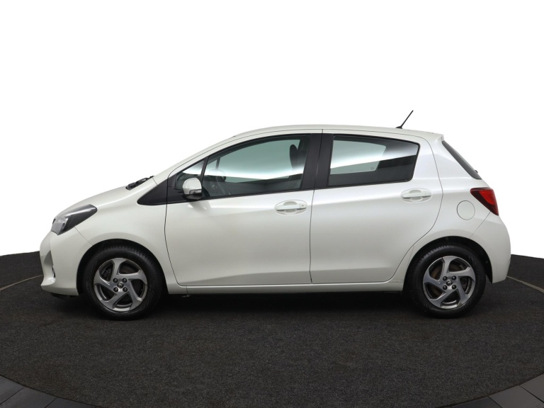 Toyota Yaris - 1.5 Hybrid Lease 3