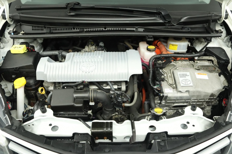 Toyota Yaris - 1.5 Hybrid Lease 35