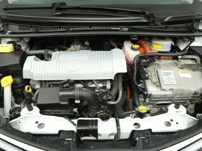 Toyota Yaris - 1.5 Hybrid Lease