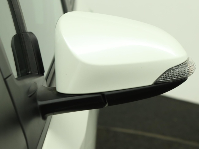 Toyota Yaris - 1.5 Hybrid Lease