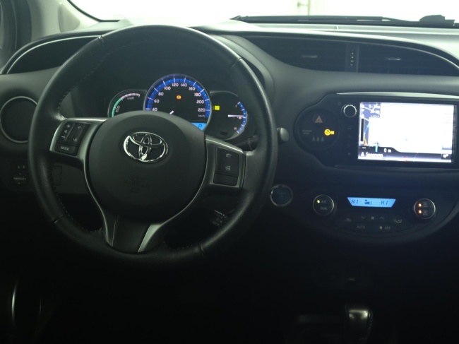 Toyota Yaris - 1.5 Hybrid Lease