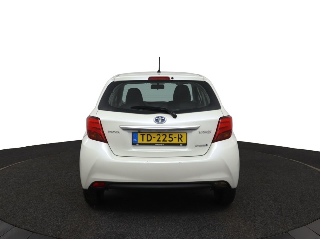 Toyota Yaris - 1.5 Hybrid Lease