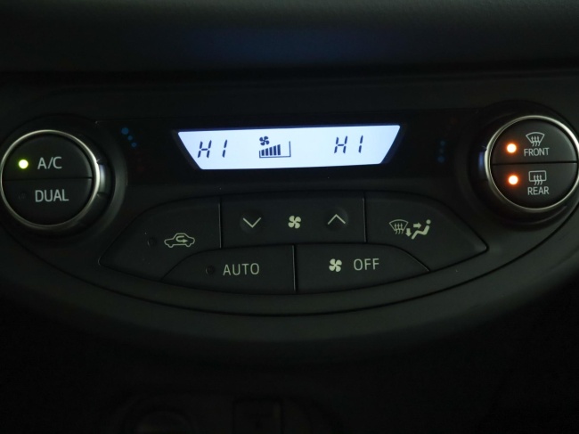 Toyota Yaris - 1.5 Hybrid Lease