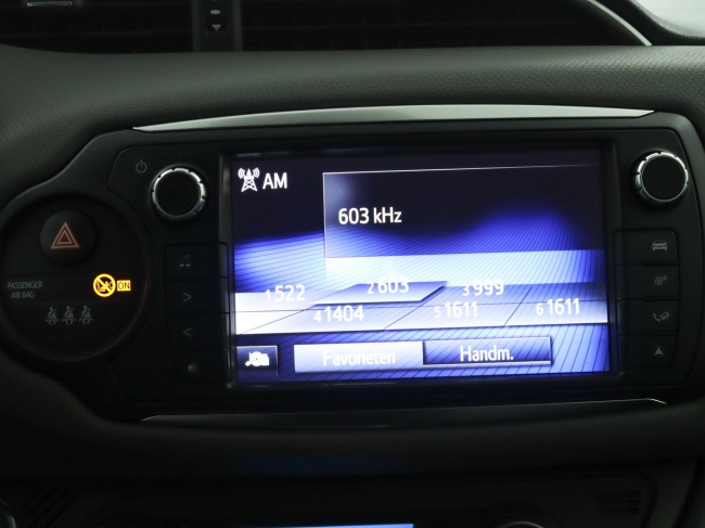 Toyota Yaris - 1.5 Hybrid Lease