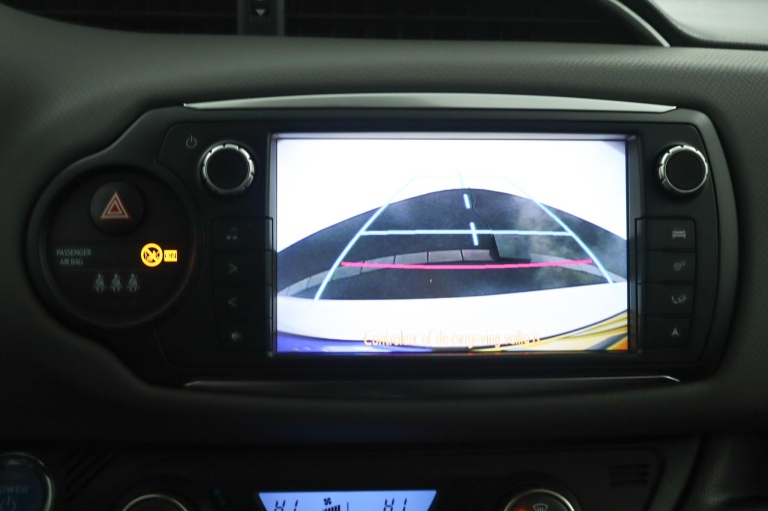 Toyota Yaris - 1.5 Hybrid Lease 9