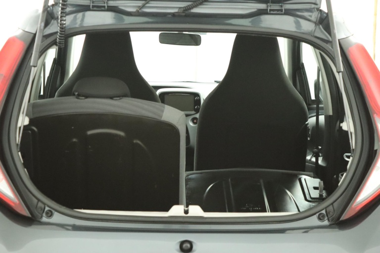 Toyota Aygo - 1.0 VVT-i x-play 25