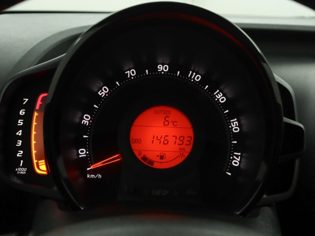 Toyota Aygo - 1.0 VVT-i x-play