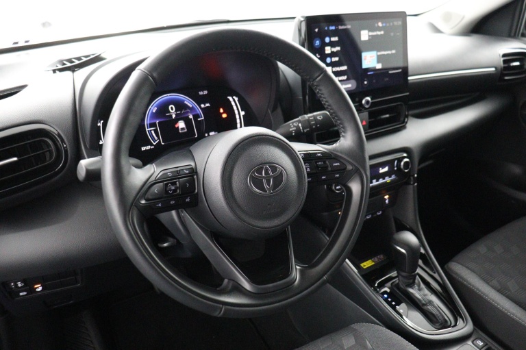 Toyota Yaris - 1.5 Hybrid 115 Dynamic 19