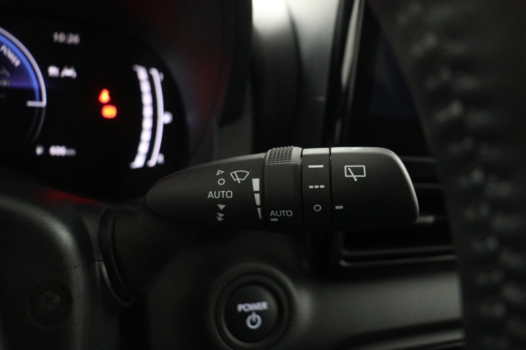 Toyota Yaris - 1.5 Hybrid 115 Dynamic 30