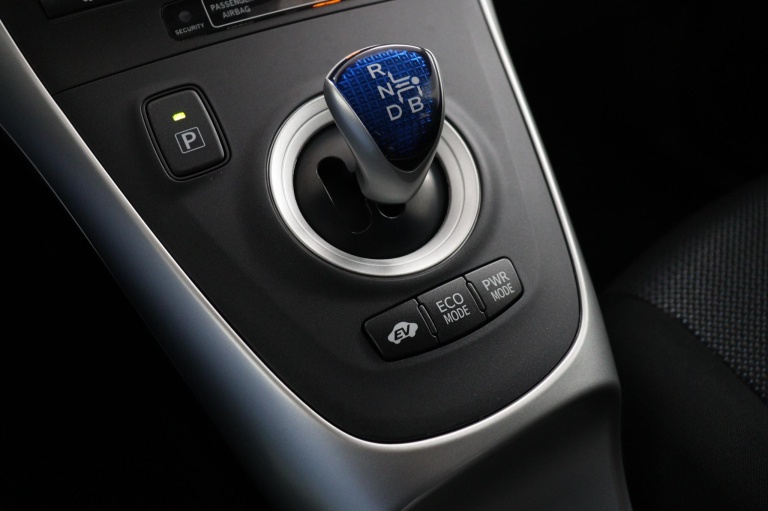 Toyota Auris - 1.8 Full Hybrid Aspiration 24