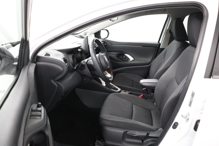 Toyota Yaris - 1.5 Hybrid Style 17