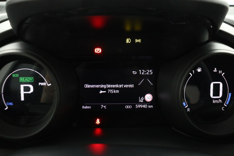 Toyota Yaris - 1.5 Hybrid Style 6