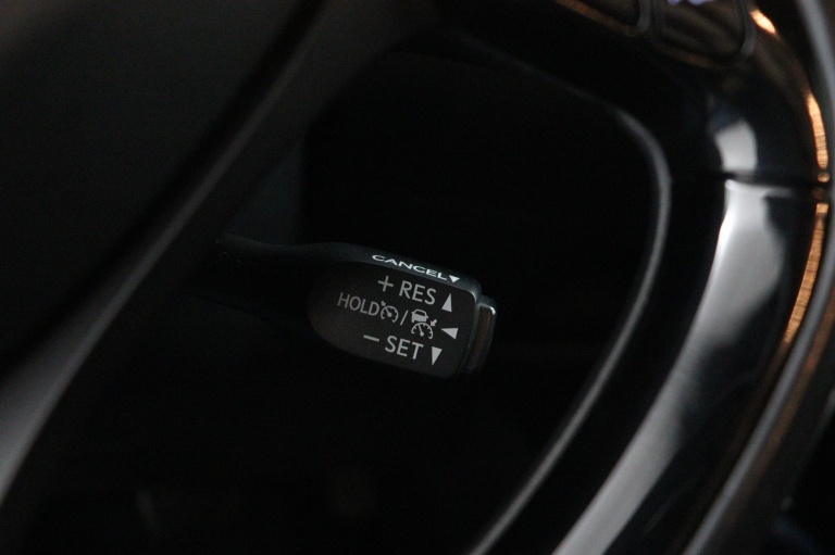 Toyota C-HR - 1.8 Hybrid Dynamic Sport 39