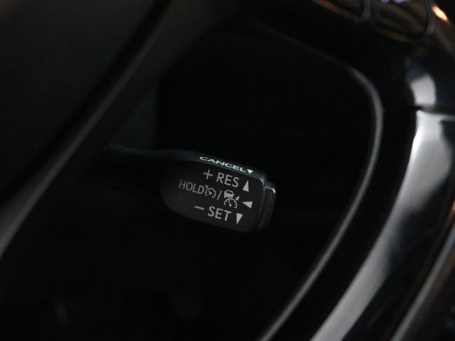 Toyota C-HR - 1.8 Hybrid Dynamic Sport