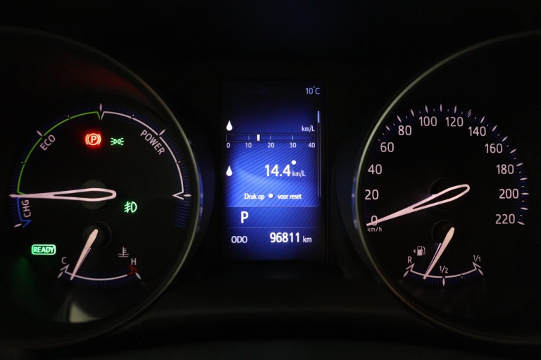 Toyota C-HR - 1.8 Hybrid Dynamic Sport 6