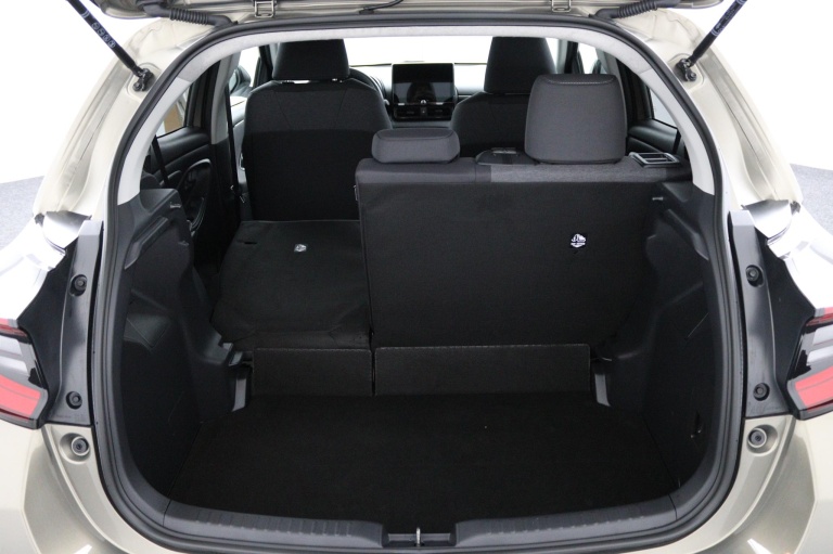 Toyota Yaris - 1.5 Hybrid 115 First Edition 25