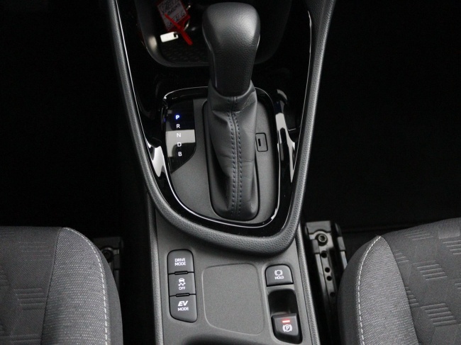 Toyota Yaris - 1.5 Hybrid 115 First Edition