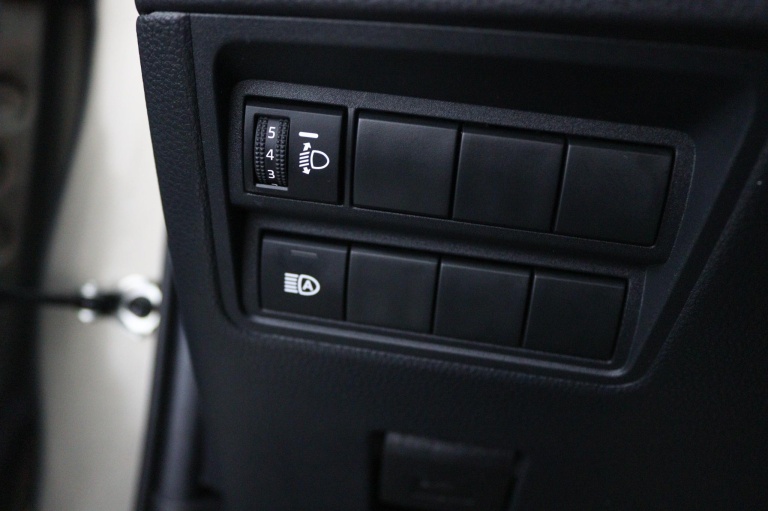 Toyota Yaris - 1.5 Hybrid 115 First Edition 31