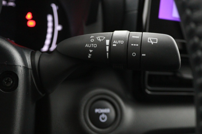 Toyota Yaris - 1.5 Hybrid 115 First Edition 33