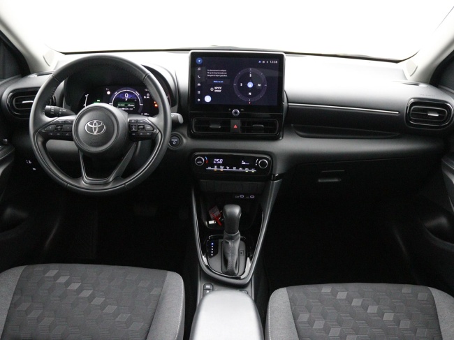 Toyota Yaris - 1.5 Hybrid 115 First Edition