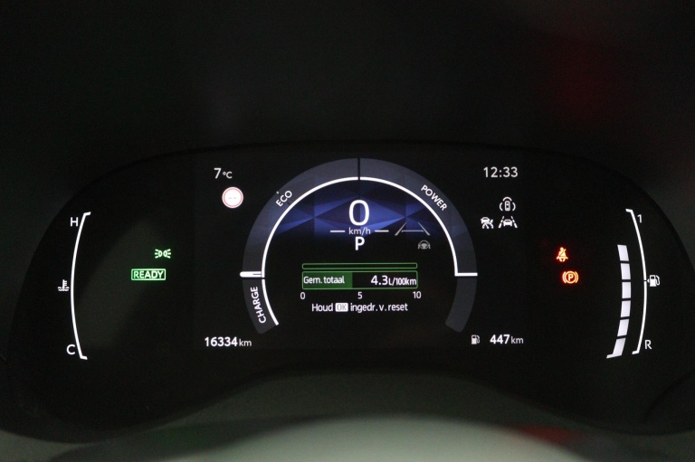 Toyota Yaris - 1.5 Hybrid 115 First Edition 6