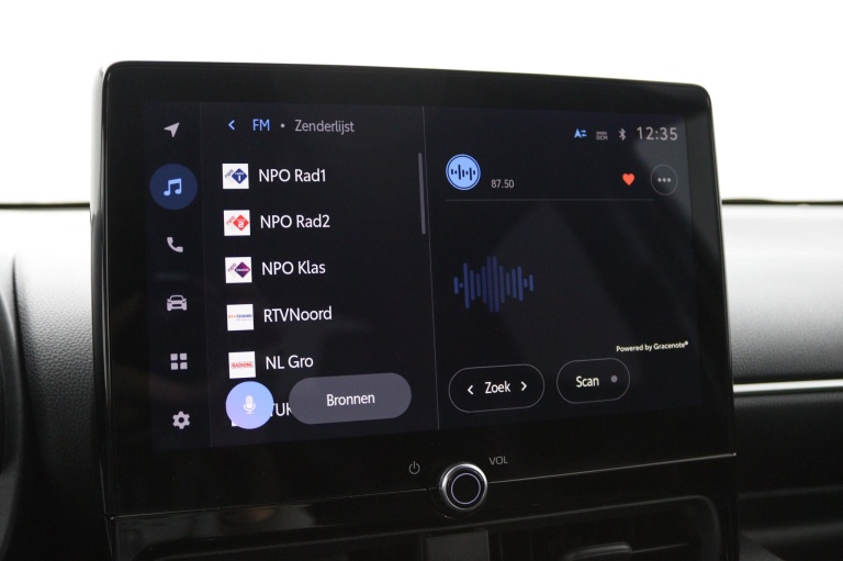 Toyota Yaris - 1.5 Hybrid 115 First Edition 8