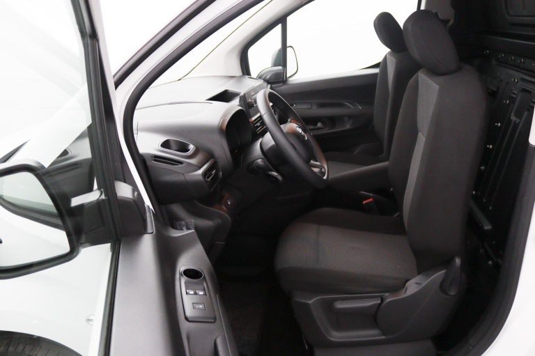 Toyota PROACE CITY - 1.5 D-4D Cool Comfort 18