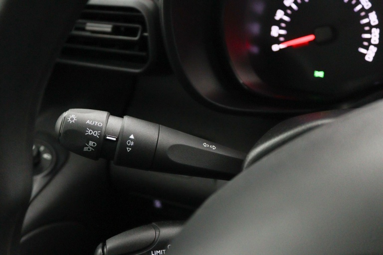 Toyota PROACE CITY - 1.5 D-4D Cool Comfort 28