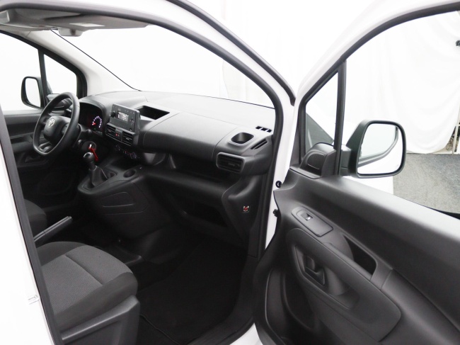 Toyota PROACE CITY - 1.5 D-4D Cool Comfort