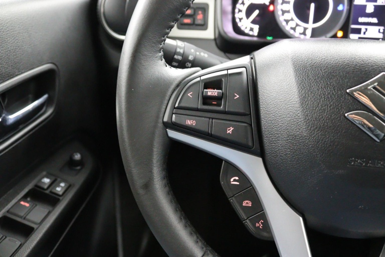 Suzuki Ignis - 1.2 Smart Hybrid Style 19