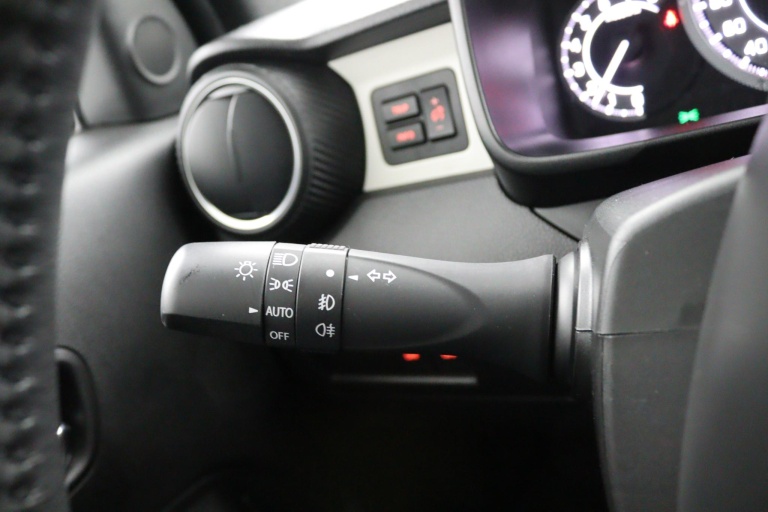 Suzuki Ignis - 1.2 Smart Hybrid Style 22